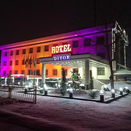 Diyor Hotel Marghilon Esterno foto