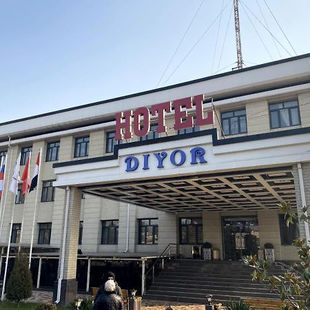Diyor Hotel Marghilon Esterno foto
