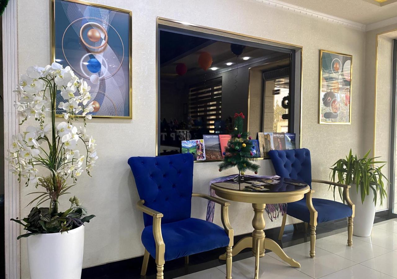 Diyor Hotel Marghilon Esterno foto
