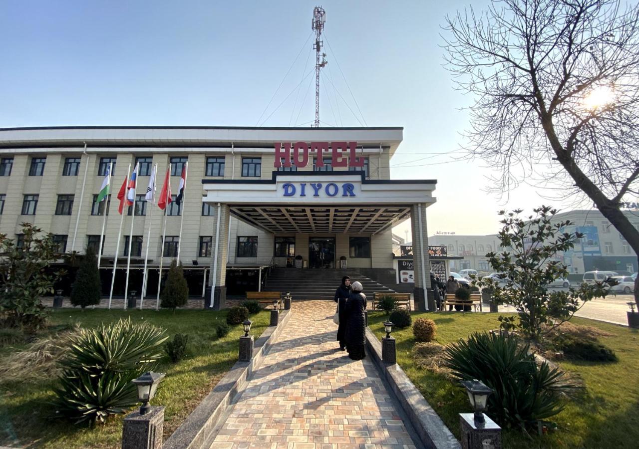 Diyor Hotel Marghilon Esterno foto