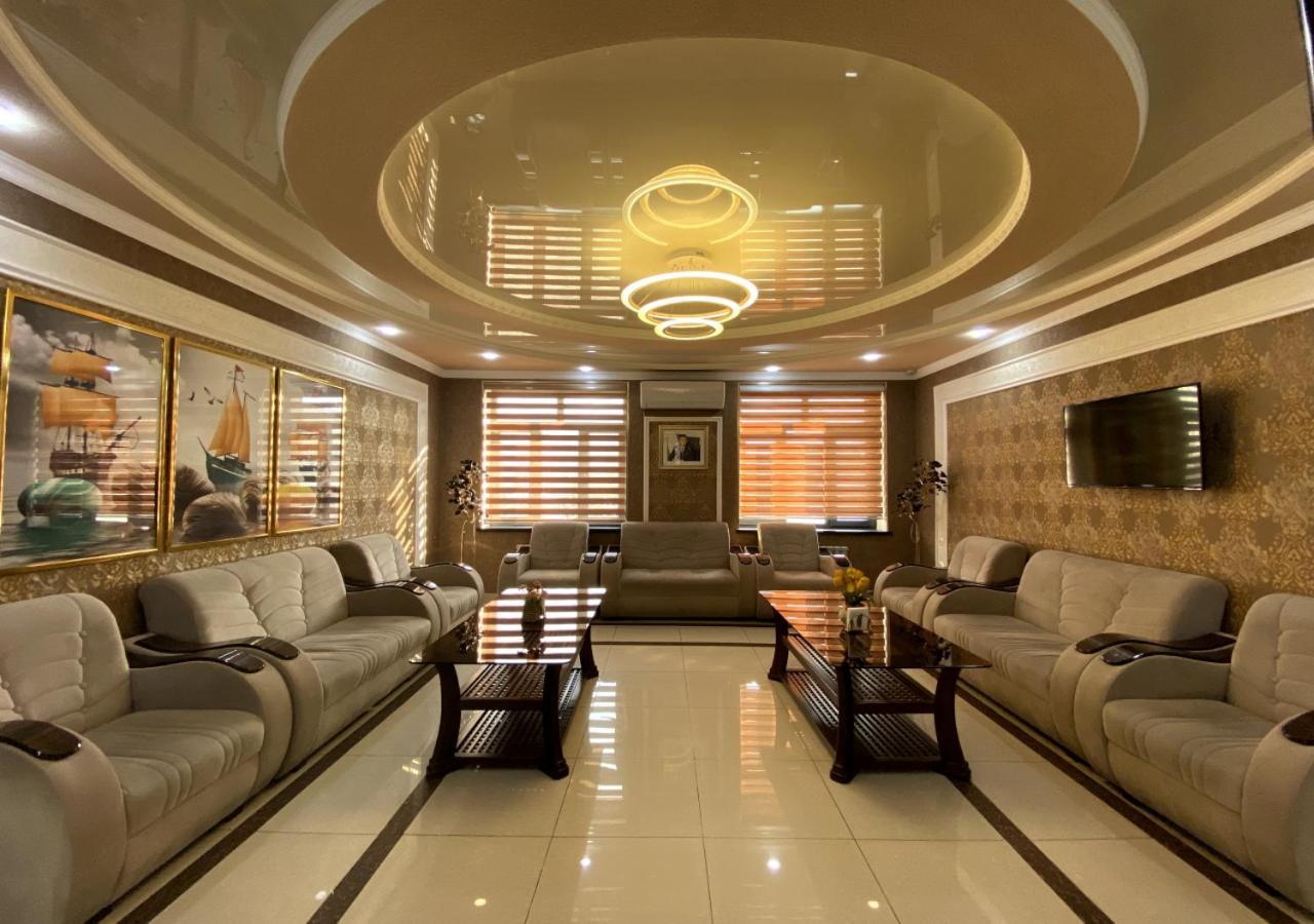 Diyor Hotel Marghilon Esterno foto
