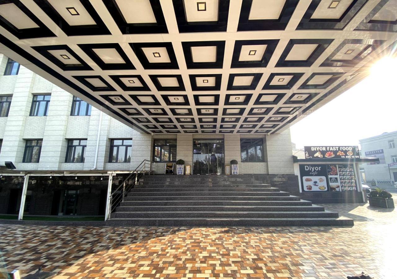 Diyor Hotel Marghilon Esterno foto