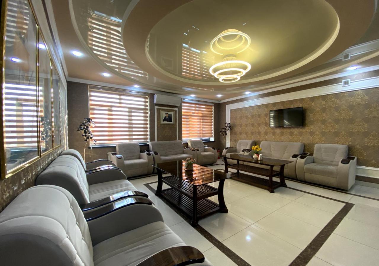 Diyor Hotel Marghilon Esterno foto