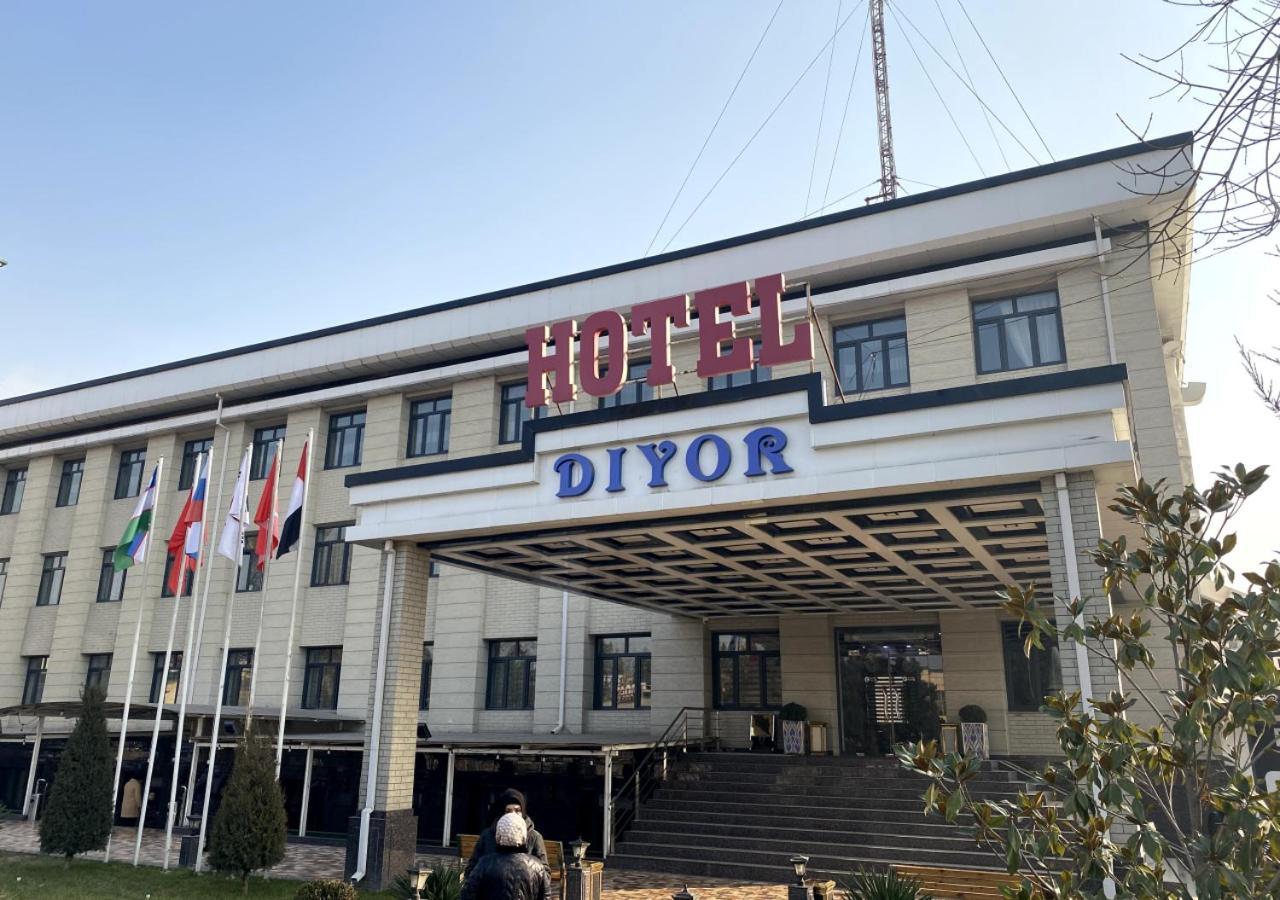 Diyor Hotel Marghilon Esterno foto