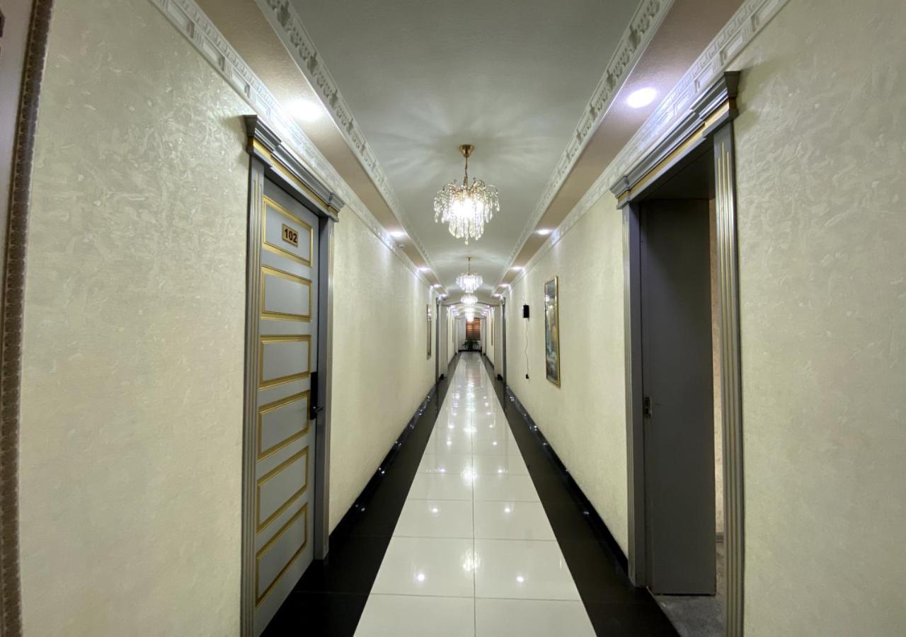 Diyor Hotel Marghilon Esterno foto